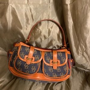 Dooney & Bourke Bags/Medium Banana Bag/Blue/Beige